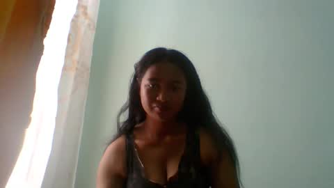 Snapshot of zina479102 chatting on 03/30/26, 05:08 elly online show from 03/30/26, 05:08