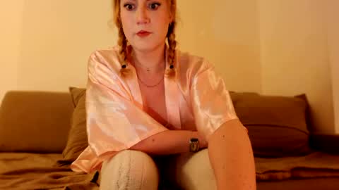 Sofia online show from 05/19/26, 12:16