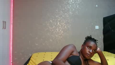 Zinadine online show from 01/18/26, 07:17