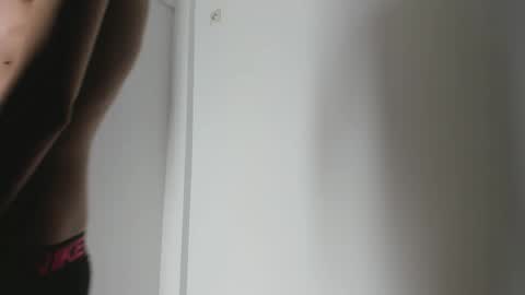 zincky online show from 10/16/25, 01:23