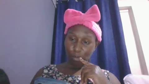 Miss Zindzi online show from 10/13/25, 07:36