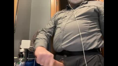 zinger283069 online show from 02/04/25, 08:06