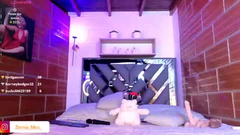 Snapshot of zinnia_mosley chatting on 06/27/26, 12:22 Nia online show from 06/27/26, 12:22