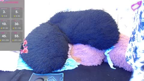 Zion  Bora online show from 12/05/24, 06:43