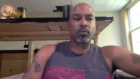 Snapshot of zionlion22 chatting on 09/14/25, 05:23 zionlion22 online show from 09/14/25, 05:23