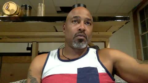 Snapshot of zionlion22 chatting on 10/01/25, 02:39 zionlion22 online show from 10/01/25, 02:39