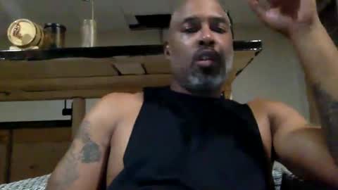 Snapshot of zionlion22 chatting on 10/09/25, 01:36 zionlion22 online show from 10/09/25, 01:36