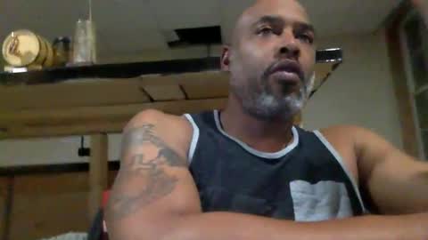 Snapshot of zionlion22 chatting on 10/28/25, 02:15 zionlion22 online show from 10/28/25, 02:15