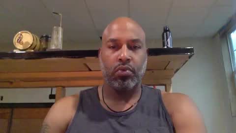 Snapshot of zionlion22 chatting on 11/01/25, 12:07 zionlion22 online show from 11/01/25, 12:07