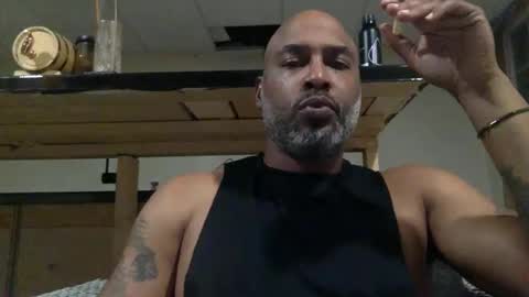 Snapshot of zionlion22 chatting on 11/02/25, 01:19 zionlion22 online show from 11/02/25, 01:19