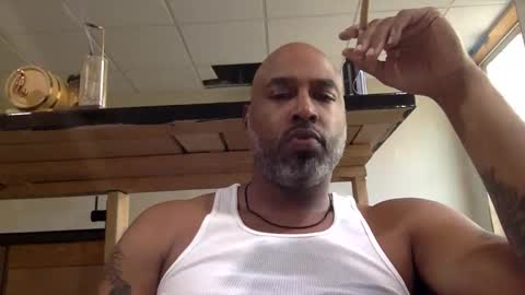 Snapshot of zionlion22 chatting on 11/07/25, 03:45 zionlion22 online show from 11/07/25, 03:45