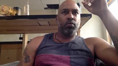 Snapshot of zionlion22 chatting on 11/09/25, 07:23 zionlion22 online show from 11/09/25, 07:23