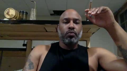 Snapshot of zionlion22 chatting on 11/11/25, 03:17 zionlion22 online show from 11/11/25, 03:17