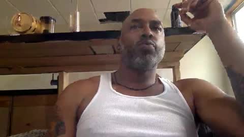 Snapshot of zionlion22 chatting on 11/22/25, 06:07 zionlion22 online show from 11/22/25, 06:07