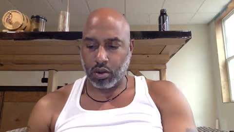 Snapshot of zionlion22 chatting on 11/25/25, 04:29 zionlion22 online show from 11/25/25, 04:29