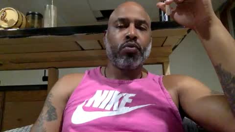 Snapshot of zionlion22 chatting on 11/26/25, 04:46 zionlion22 online show from 11/26/25, 04:46