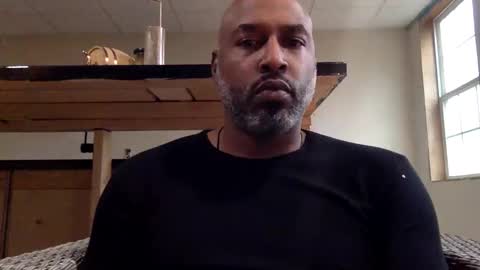 Snapshot of zionlion22 chatting on 11/30/25, 05:28 zionlion22 online show from 11/30/25, 05:28