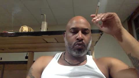 Snapshot of zionlion22 chatting on 12/15/25, 03:22 zionlion22 online show from 12/15/25, 03:22