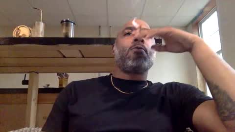 Snapshot of zionlion22 chatting on 12/22/25, 09:56 zionlion22 online show from 12/22/25, 09:56