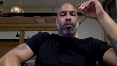 Snapshot of zionlion22 chatting on 01/10/26, 01:40 zionlion22 online show from 01/10/26, 01:40