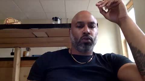 Snapshot of zionlion22 chatting on 01/10/26, 03:25 zionlion22 online show from 01/10/26, 03:25