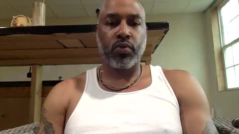 Snapshot of zionlion22 chatting on 04/05/26, 04:15 zionlion22 online show from 04/05/26, 04:15