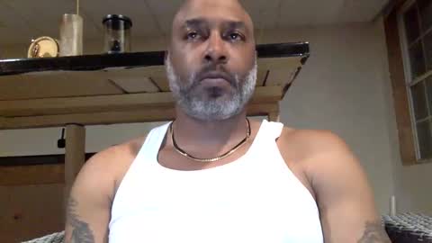 Snapshot of zionlion22 chatting on 04/06/26, 04:21 zionlion22 online show from 04/06/26, 04:21