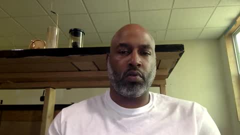 Snapshot of zionlion22 chatting on 04/10/26, 08:35 zionlion22 online show from 04/10/26, 08:35