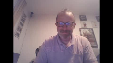 Snapshot of zippi55 chatting on 09/20/25, 08:32 Zippi online show from 09/20/25, 08:32