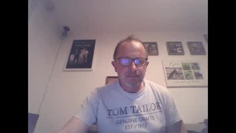 Snapshot of zippi55 chatting on 11/09/25, 06:39 Zippi online show from 11/09/25, 06:39