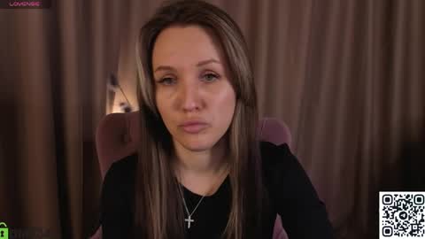 Snapshot of zlata__fox chatting on 05/11/26, 08:42 Zlata Mon Tue Thu Fri Sun Sa GMT 3 0000pm - 0600pm online show from 05/11/26, 08:42