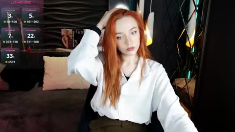 Snapshot of zlata_az chatting on 04/17/26, 02:09 Zlata online show from 04/17/26, 02:09