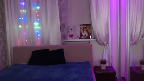 Snapshot of zlatagoddess chatting on 03/02/25, 04:32 Zlata online show from 03/02/25, 04:32