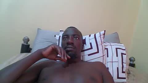 Zlatann2012 online show from 11/03/25, 10:16