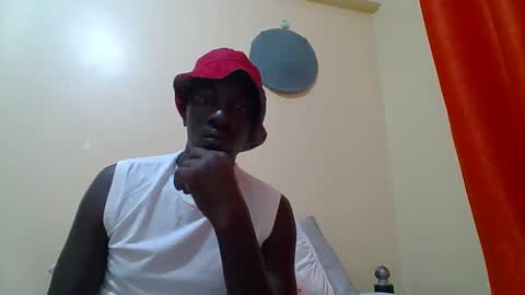 Snapshot of zlatann2012 chatting on 01/05/26, 05:27 Zlatann2012 online show from 01/05/26, 05:27