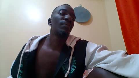 Snapshot of zlatann2012 chatting on 01/17/26, 06:55 Zlatann2012 online show from 01/17/26, 06:55