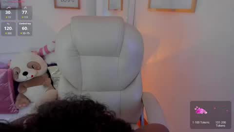 Zobe Love online show from 12/15/25, 05:17