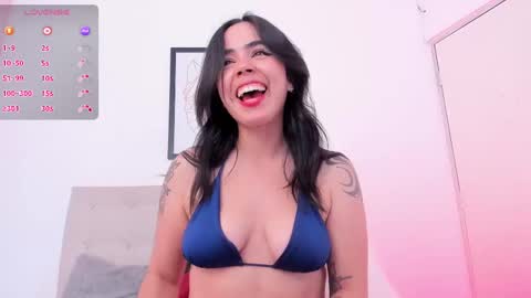 Snapshot of zoe6x chatting on 02/25/25, 06:53 zoe online show from 02/25/25, 06:53