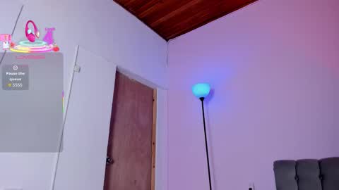 zoe online show from 10/14/25, 03:13