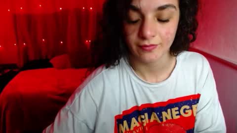 zoe_0111 online show from 02/14/25, 06:19