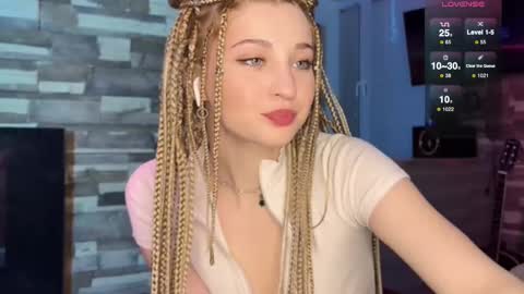 Zoe online show from 03/09/25, 04:22