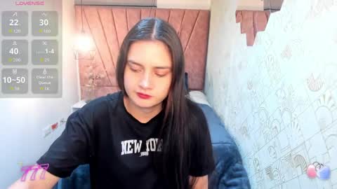 Snapshot of zoe__taylor__ chatting on 03/30/26, 11:44 ZOE TAYLOR online show from 03/30/26, 11:44