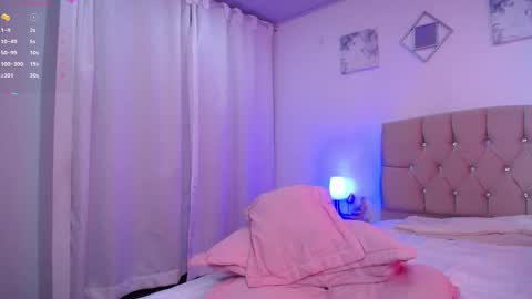 ZOEE online show from 12/14/24, 05:03