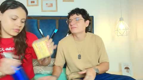 Snapshot of zoe_and_dylan_ chatting on 03/24/26, 12:10 Zoe and dylan online show from 03/24/26, 12:10