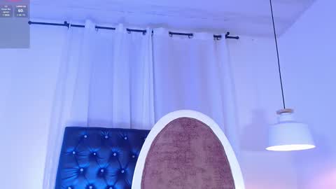Snapshot of zoe_babygiirl chatting on 12/05/24, 03:17 Salome online show from 12/05/24, 03:17