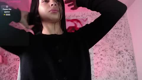 Snapshot of zoe_babygiirl chatting on 01/26/25, 12:54 Salome online show from 01/26/25, 12:54