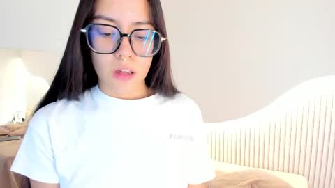 zoe_blunt_one online show from 05/15/26, 11:17