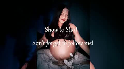 Snapshot of zoe_caroline chatting on 02/16/26, 12:40 Hola soy Zoe 3 online show from 02/16/26, 12:40