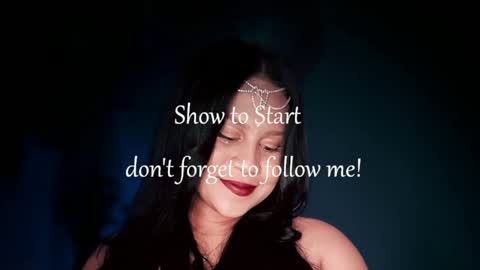 Snapshot of zoe_caroline chatting on 04/23/26, 11:18 Hola soy Zoe 3 online show from 04/23/26, 11:18