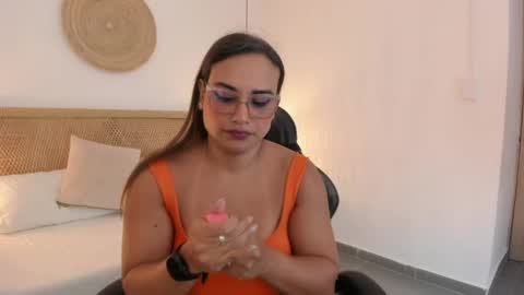Snapshot of zoe_danae_ chatting on 06/02/26, 12:29 Zoe online show from 06/02/26, 12:29